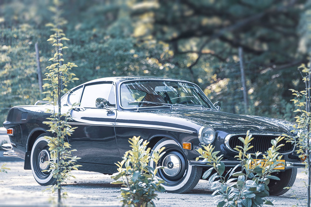 refurbished Volvo P1800E